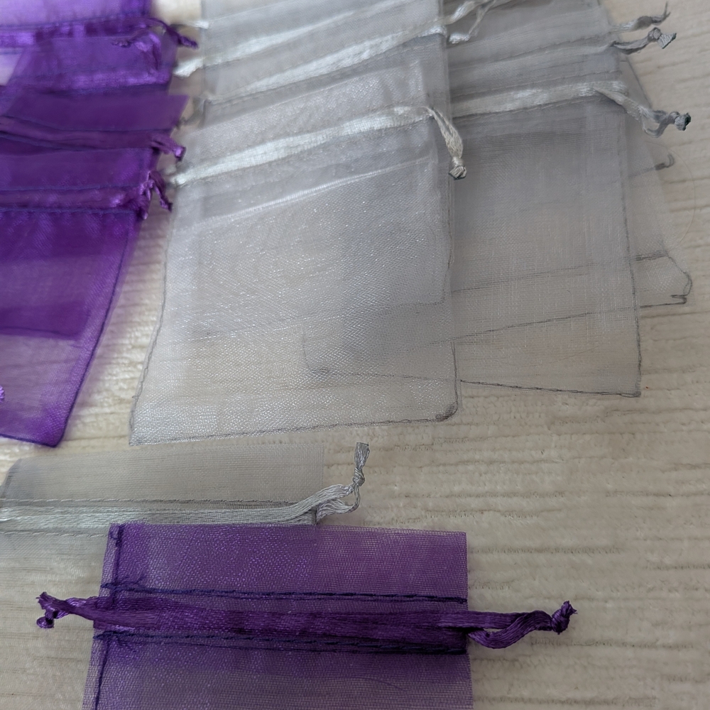 20 Count Bundle Of Purple(10-2.75"x3.5") and Silver(10-3"x4") Organza Gift Bags - Picture 2 of 8